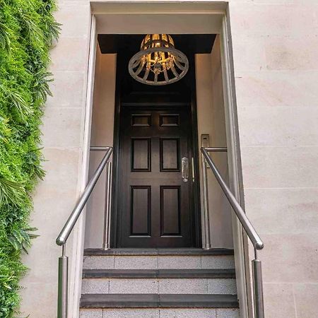 Beautiful Modern 1 Bedroom Apartment, City Centre バース エクステリア 写真